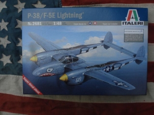 Italeri 2681 P-38 / F-5E LIGHTNING